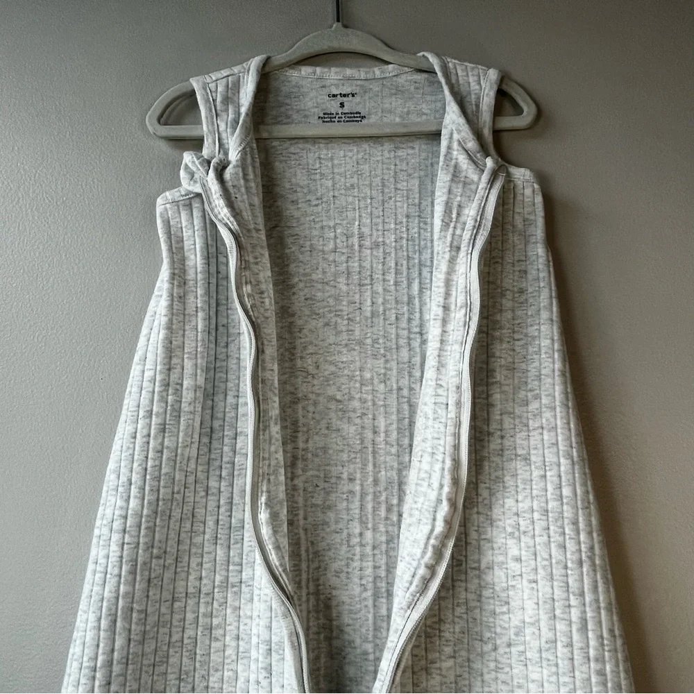 Carter's Baby Unisex SMALL White & Gray Ribbed Sleeveless Sleep Sack Lightweight